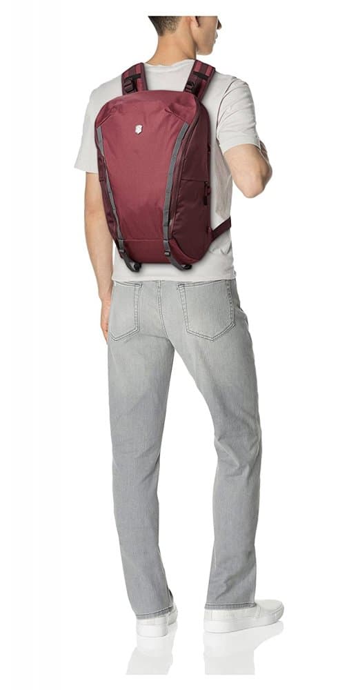 Victorinox Almont Everyday Laptop Backpack  602134 burgundy - náhled 5
