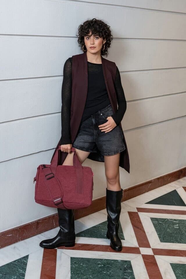 Elegantní dámská cestovní taška Reisenthel  Allrounder M twist maroon MS3104 bordová - náhled 4