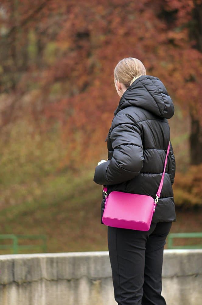 MaxFly dámská kožená kabelka crossbody 5232 fuxia - náhled 5