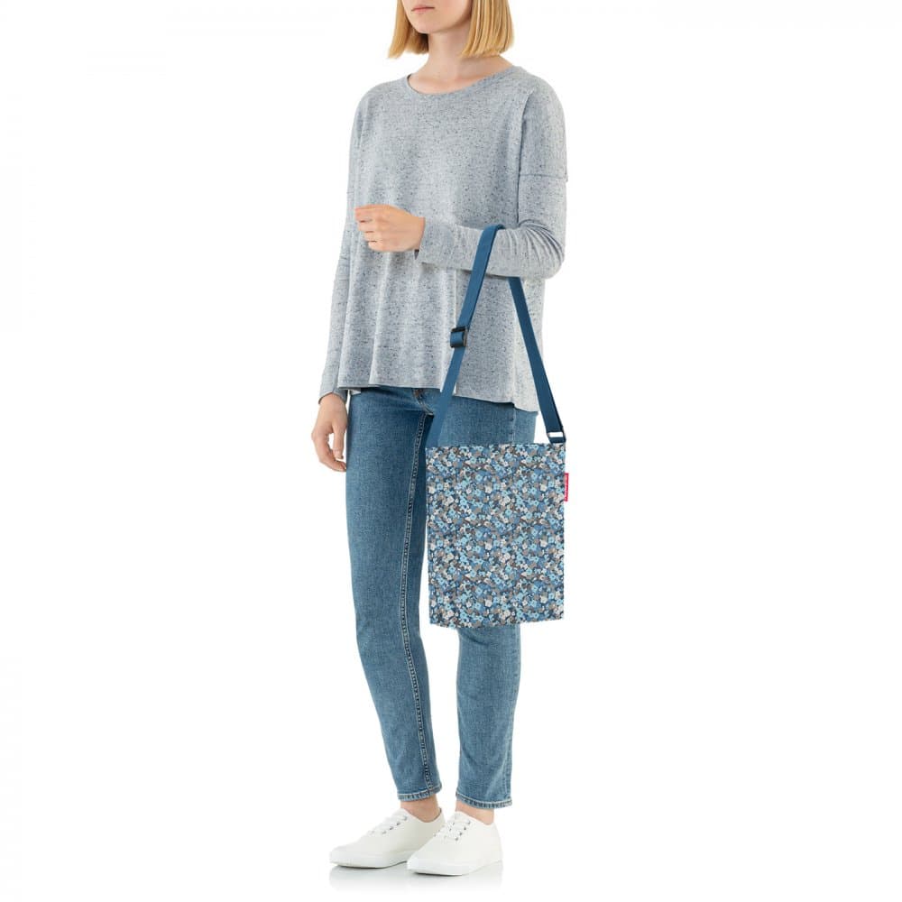 Kabelka přes rameno Shoulderbag S viola celeste HY4090 - náhled 5