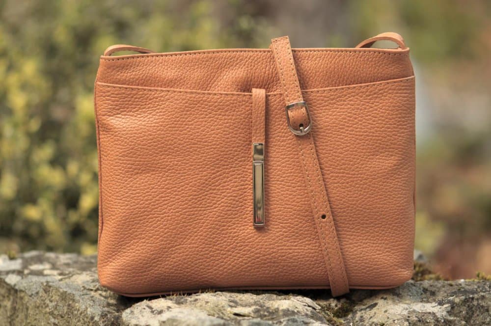 MaxFly kožená kabelka 5085  hnědá camel - náhled 3
