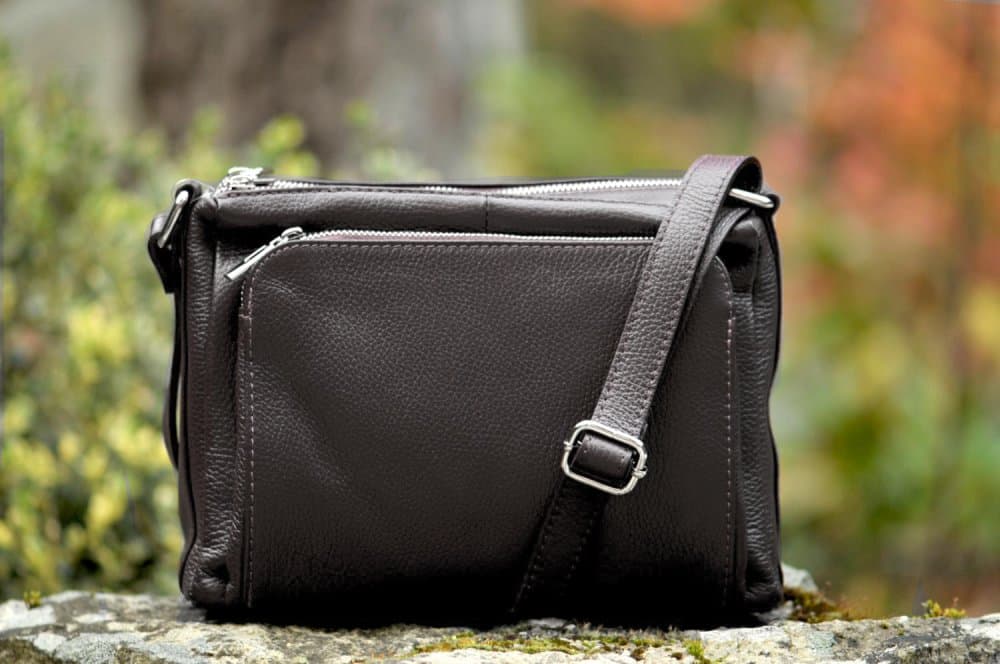 MaxFly 5542 – tmavě hnědá kožená crossbody kabelka - náhled 1