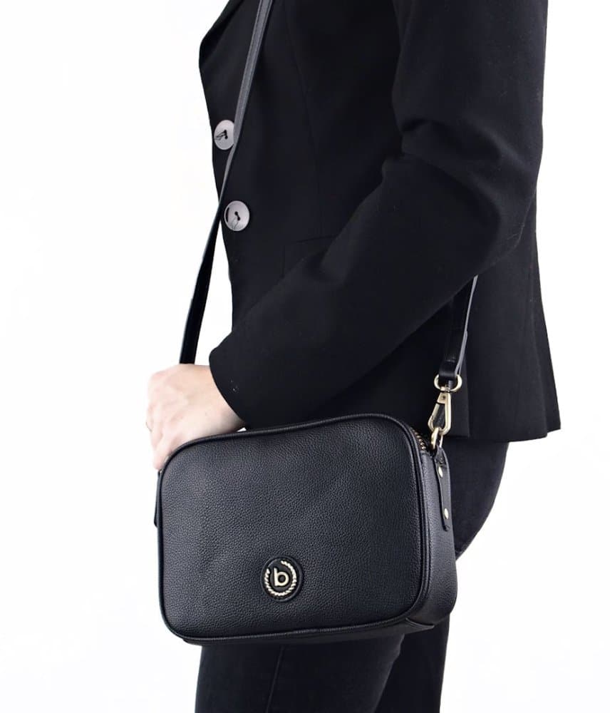 Malá elegantní kabelka Bugatti Passione 49253401 černá - náhled 3