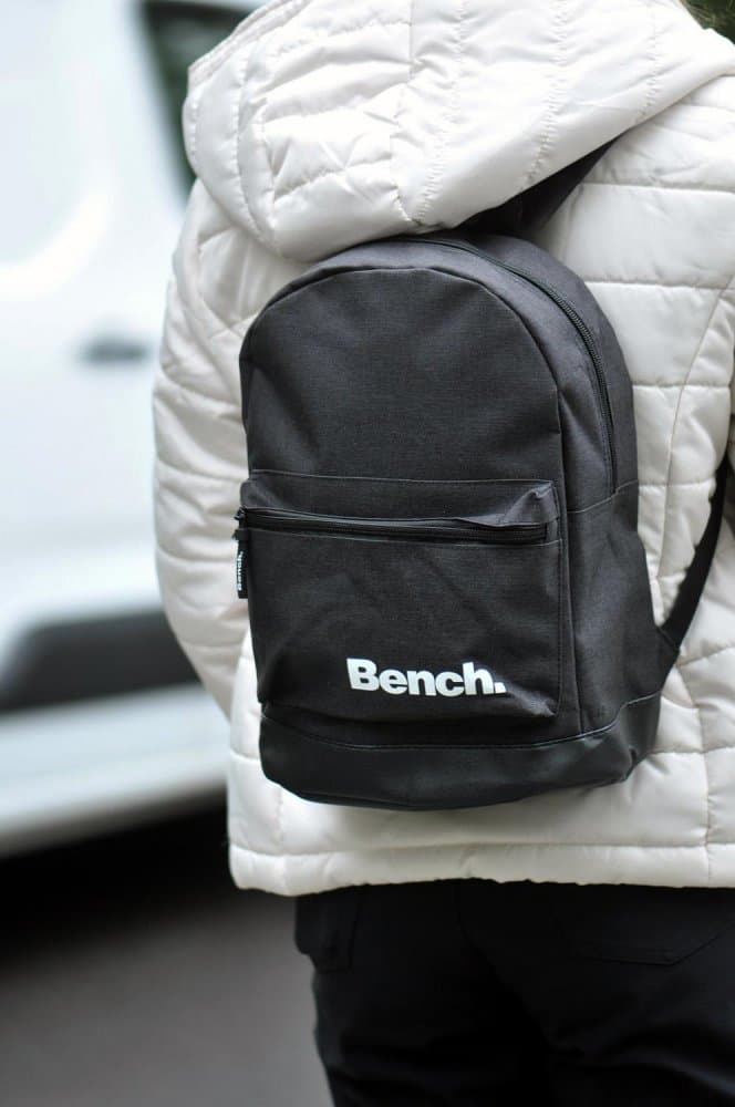 Dámský a dívčí menší batoh Bench Classic 64171-0100 černý poslední kus - náhled 3