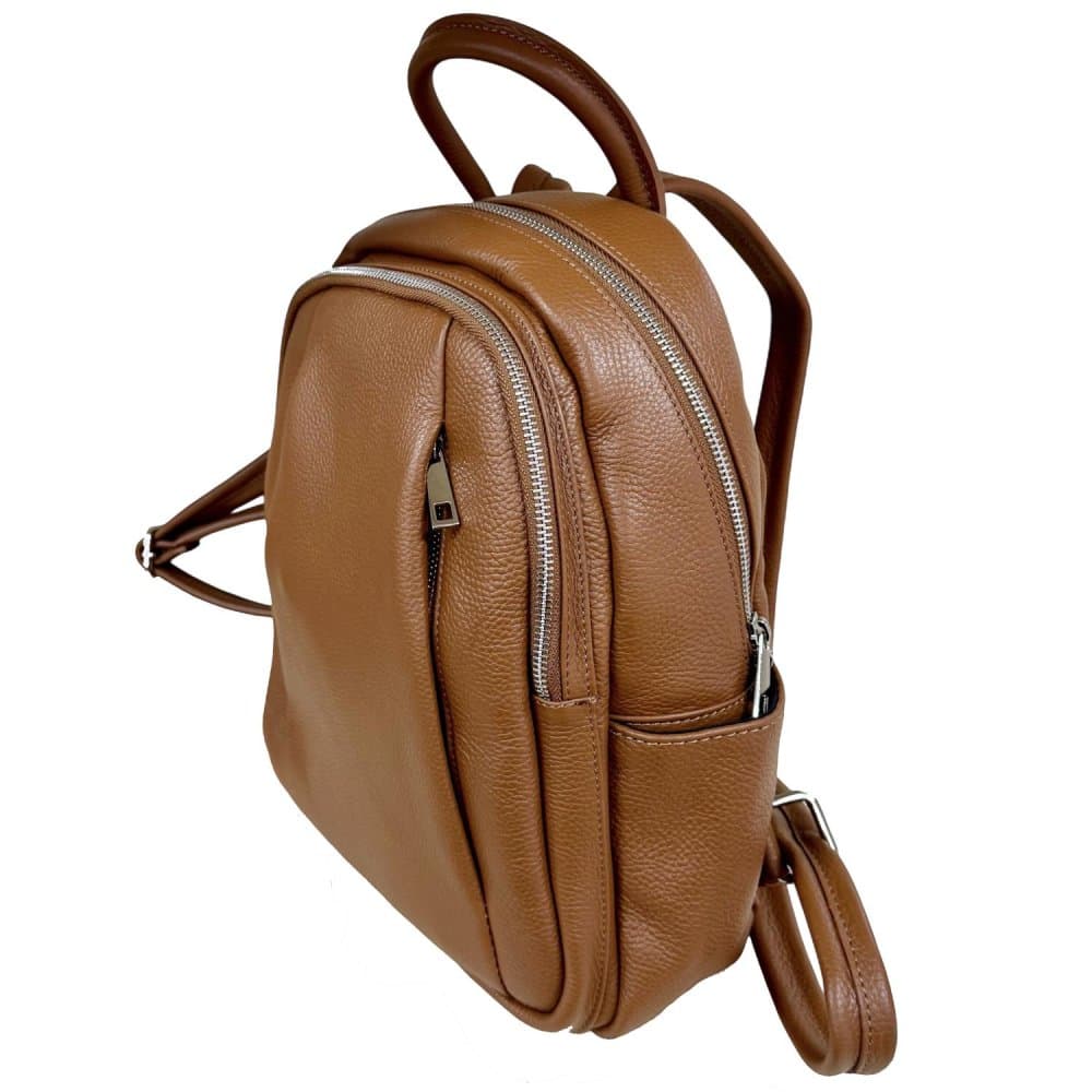 Maxfly Dámský hnědý kožený batoh 5637 hnědý cognac - náhled 5