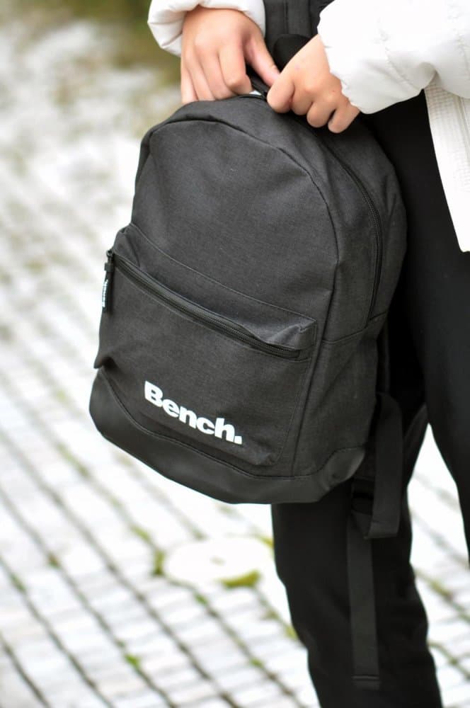 Dámský a dívčí menší batoh Bench Classic 64171-0100 černý poslední kus - náhled 4