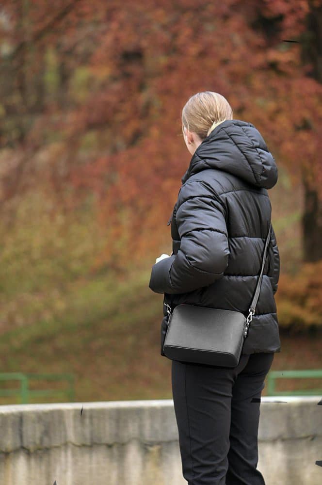 MaxFly dámská kožená kabelka crossbody 5232 šedá - náhled 3