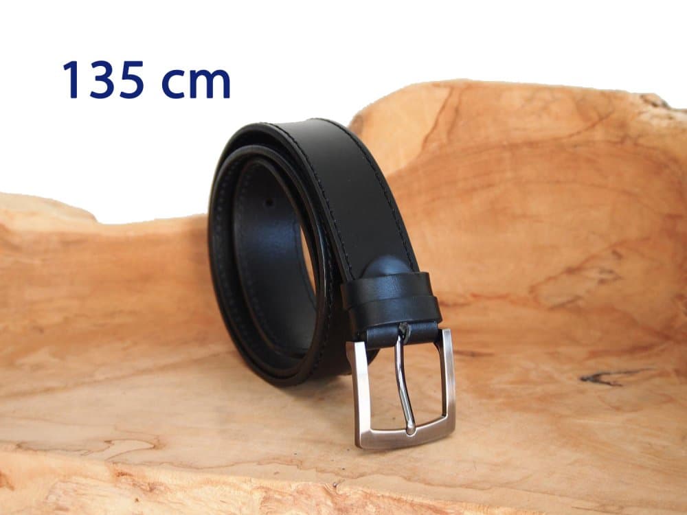 Pánský kožený pásek černý 25-1-60 obvod pasu 135 cm - dlouhý 135 cm