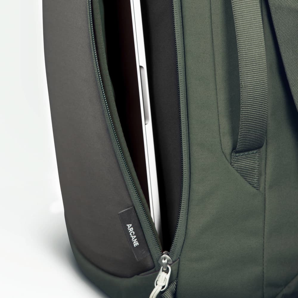 Arcane Duffel Pack Latte Brown 30 L – Cestovní taška a batoh 2v1, světle hnědá - náhled 3